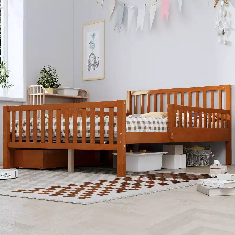 Letto a piattaforma matrimoniale in noce con sponde di sicurezza e 2 cassetti, per 1 bambino