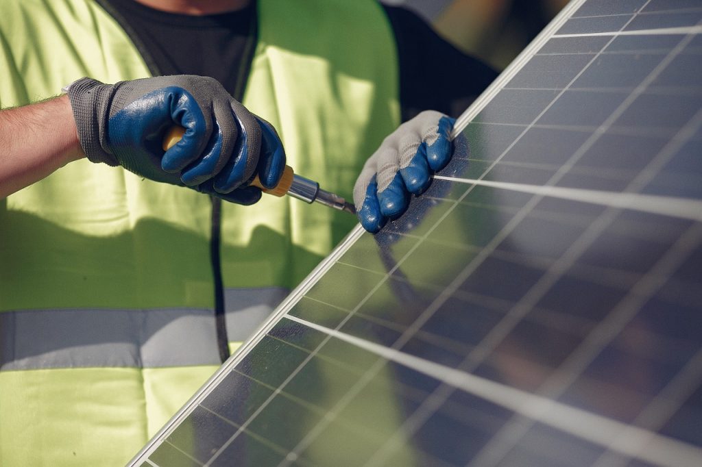 La manutenzione degli impianti fotovoltaici: cos’è e quanto costa